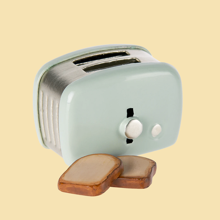Mini Toaster and Toast