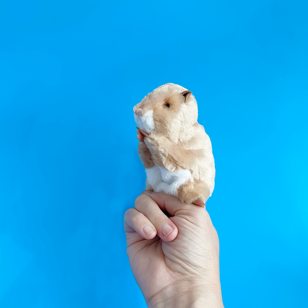 Hamster Finger Puppet