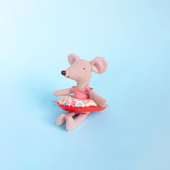 Little Sister Beach Mouse with Floatie