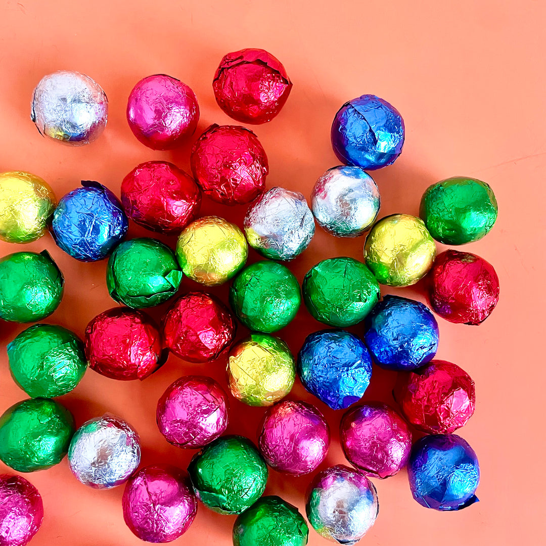 Christmas Crisp Chocolate Balls