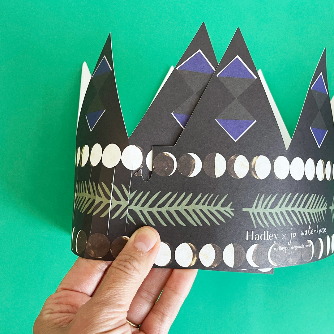 Chief Witch Crown Card