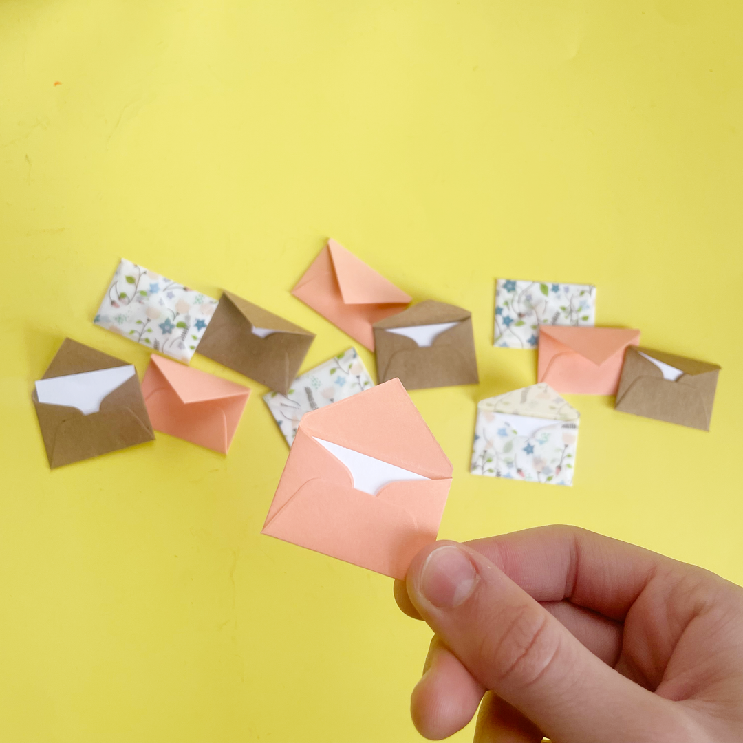 Miniature Notes
