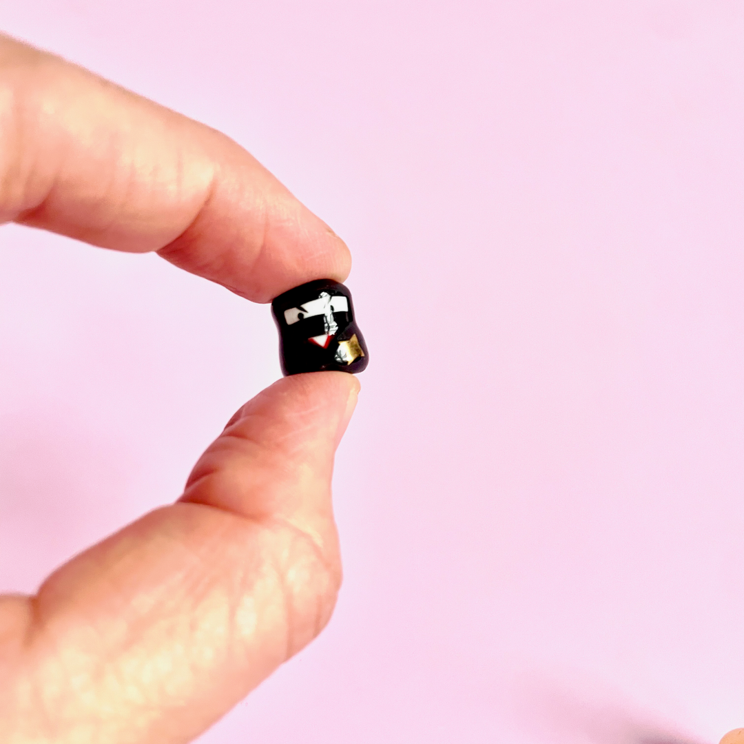 Super Tiny Porcelain Ninja