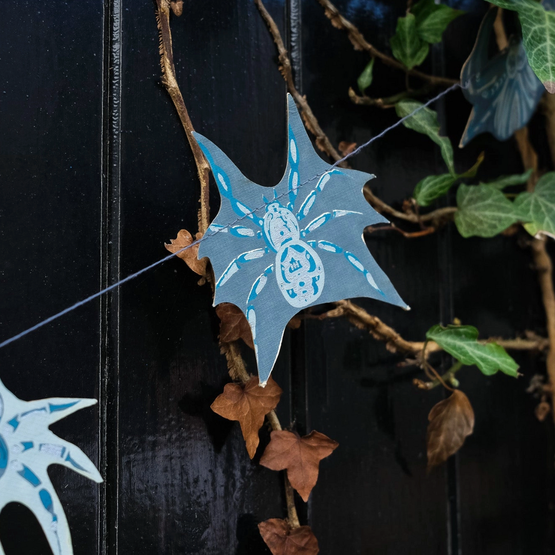 Creeping Spider Sewn Garland