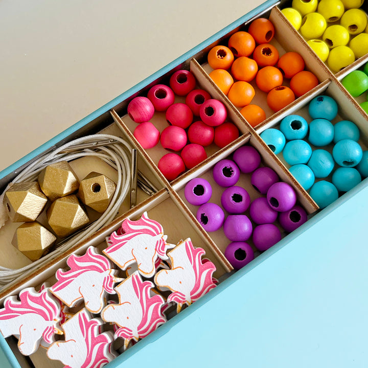 Bracelet Beading Tin (makes 5 bracelets)