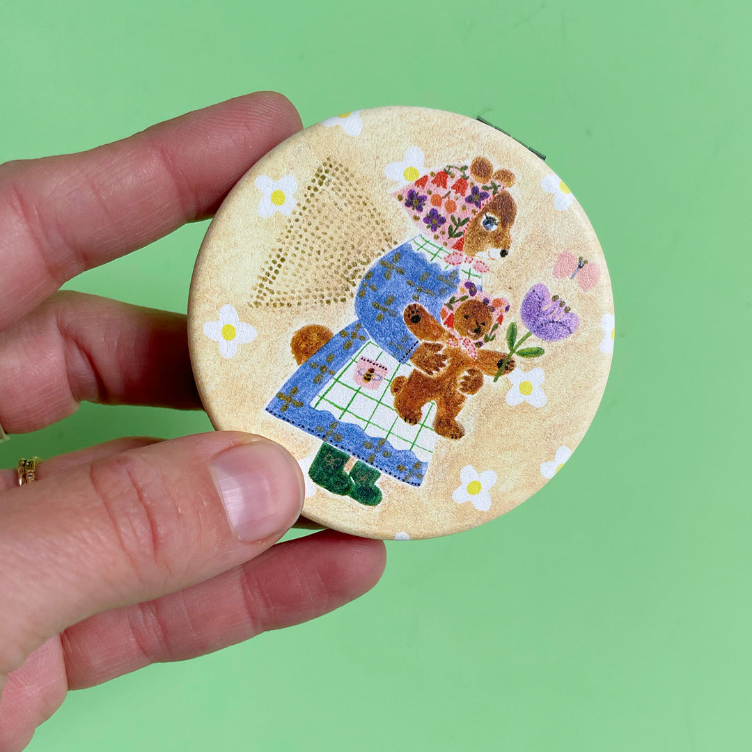 Aiko Fukawa Mirror Compact