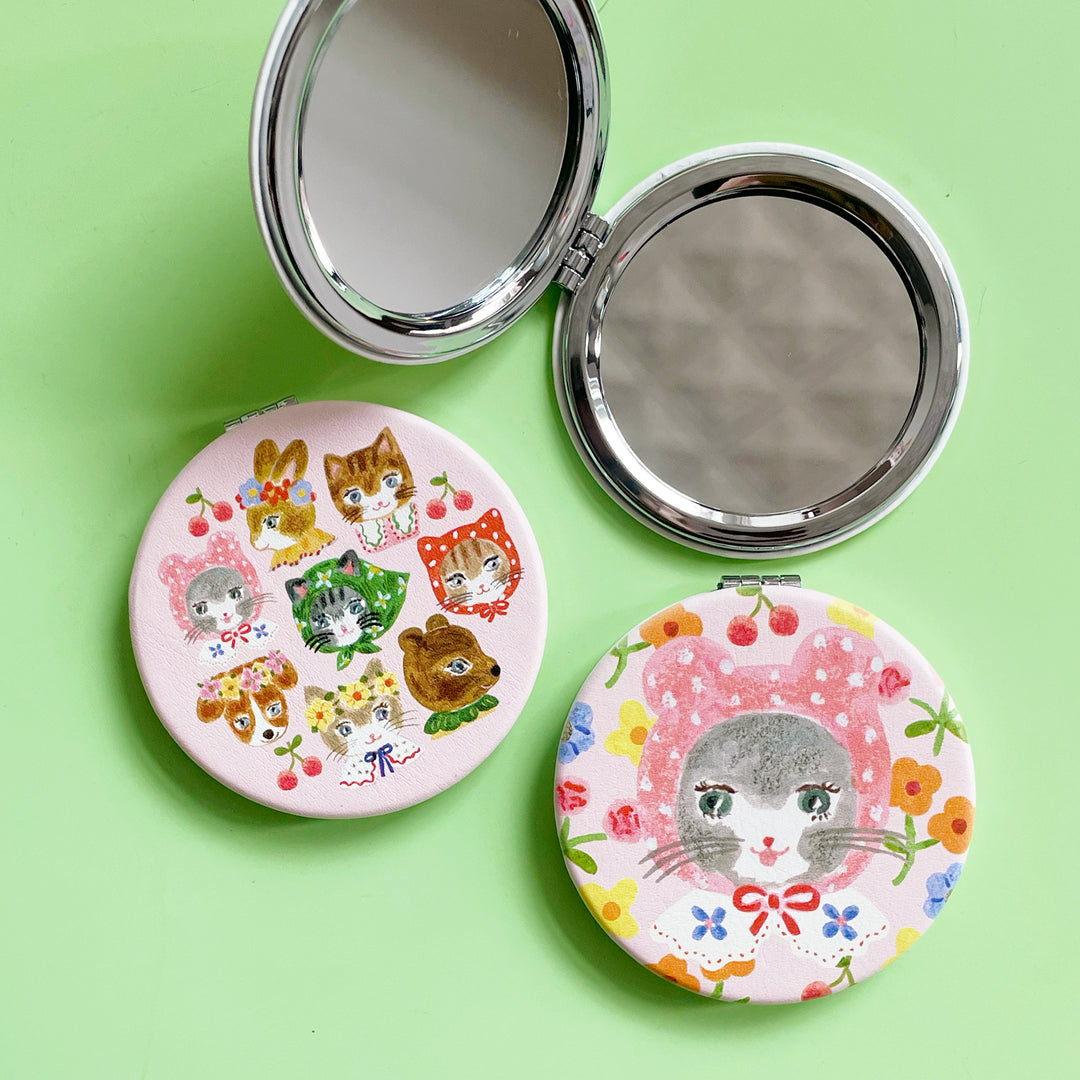 Aiko Fukawa Mirror Compact