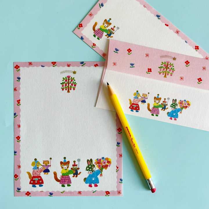 Aiko Fukawa Bloom & Cuddle Letter Set
