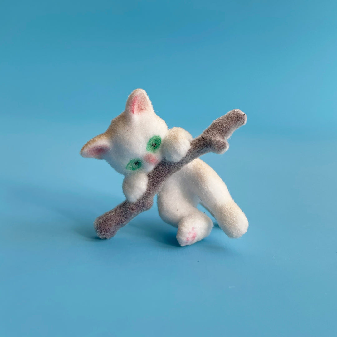 Tiny Flocked Hang in There Cats