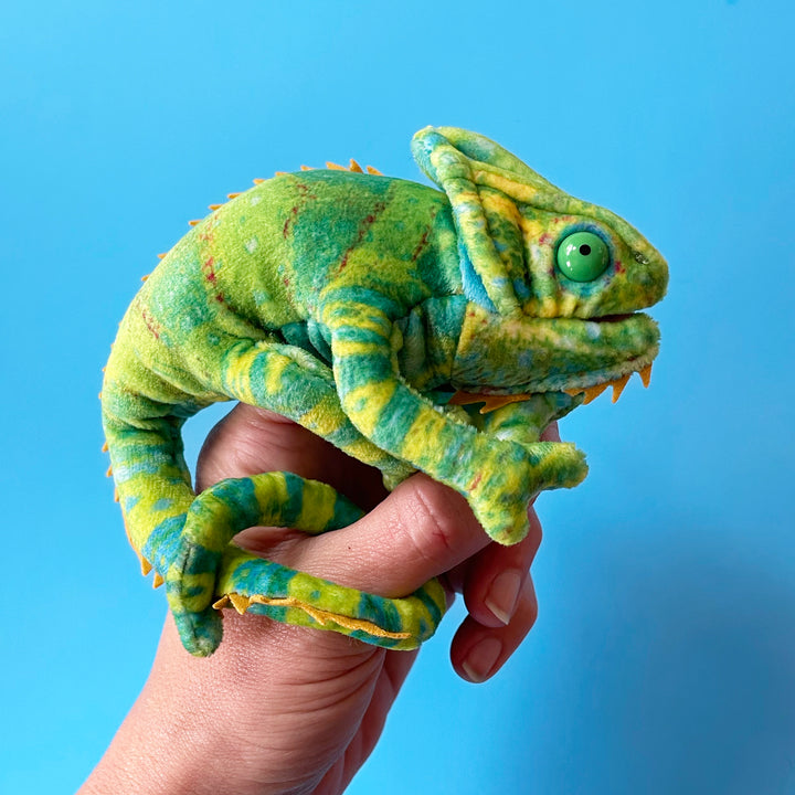Chameleon Finger Puppet