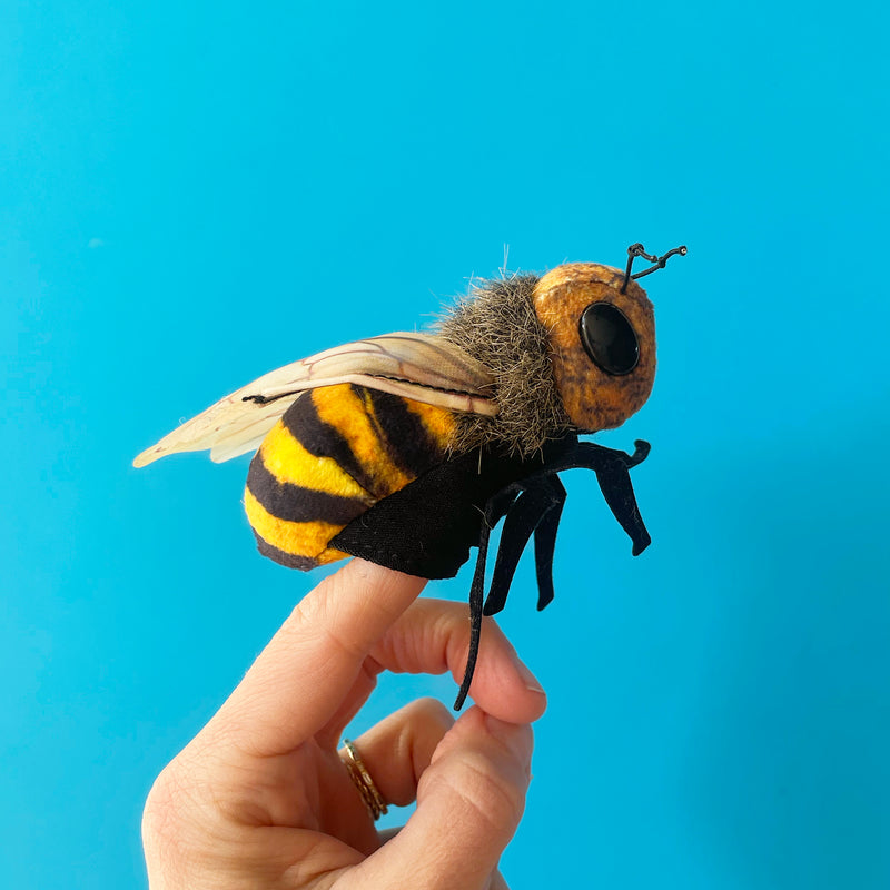 Bee Finger Puppet