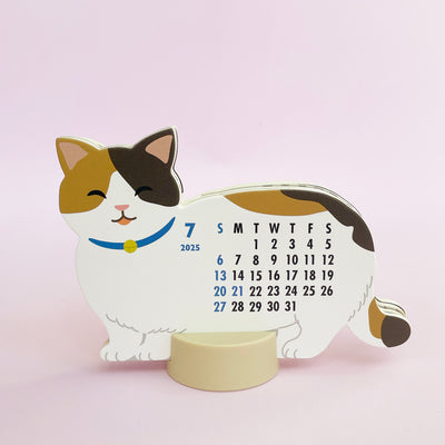 Munchkin Cat Desktop Calendar 2025