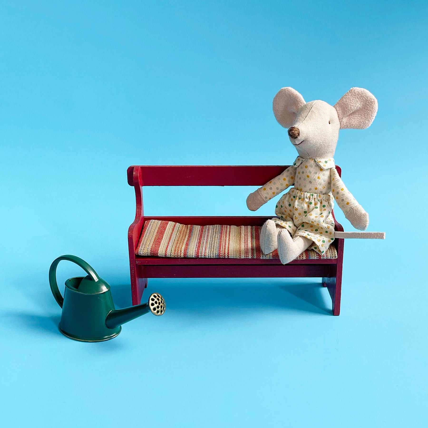 Maileg Bench, Mouse – Fair Play Projects