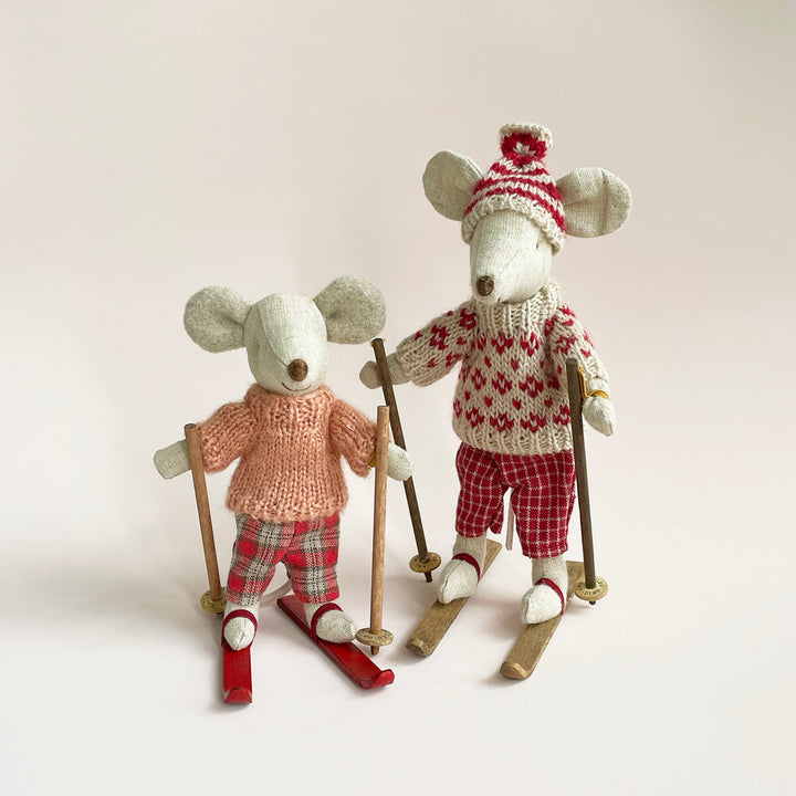 Big Sister Ski Mouse