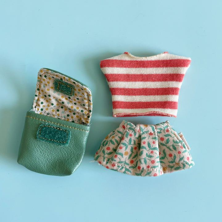 Big Sister Spring Outfit and Backpack