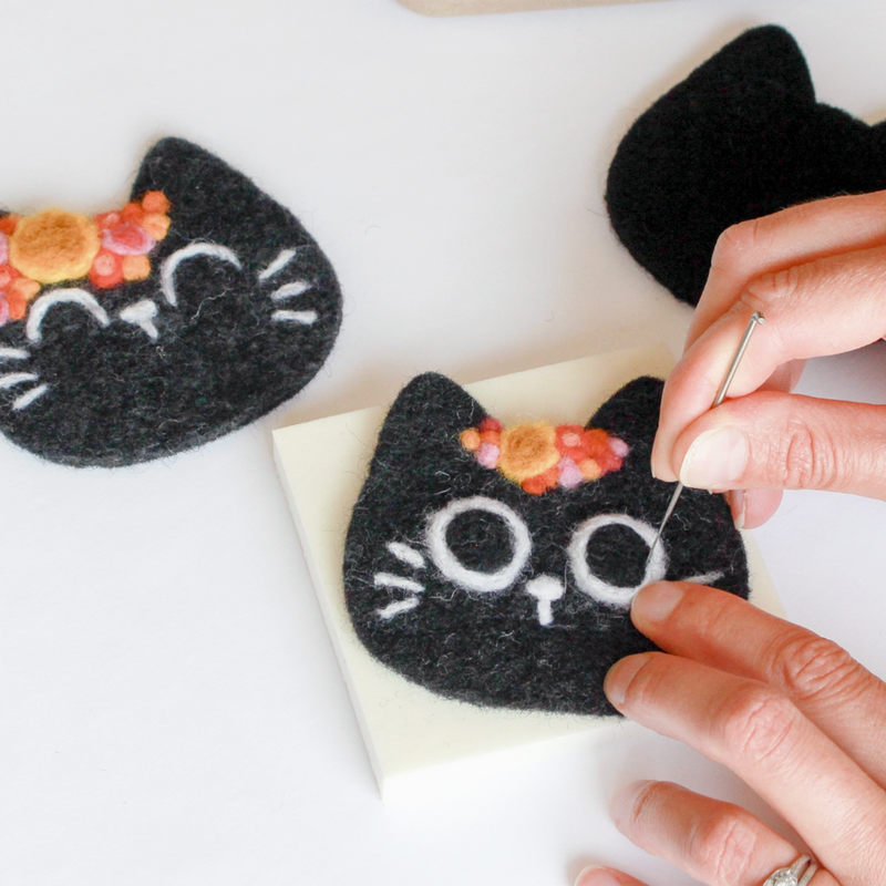 Mini Felt Cats Craft Kit