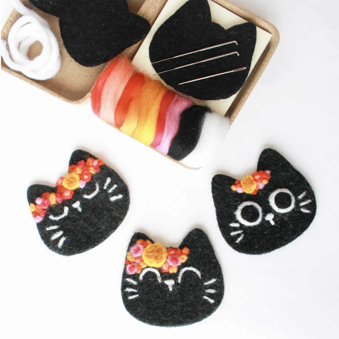 Mini Felt Cats Craft Kit