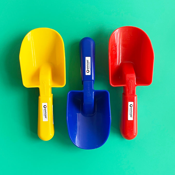 Small Sand Scoop