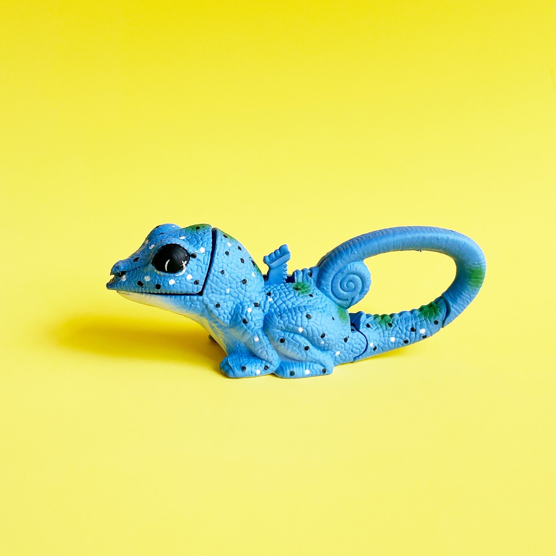 Lizard Flashlight – Fair Play Projects