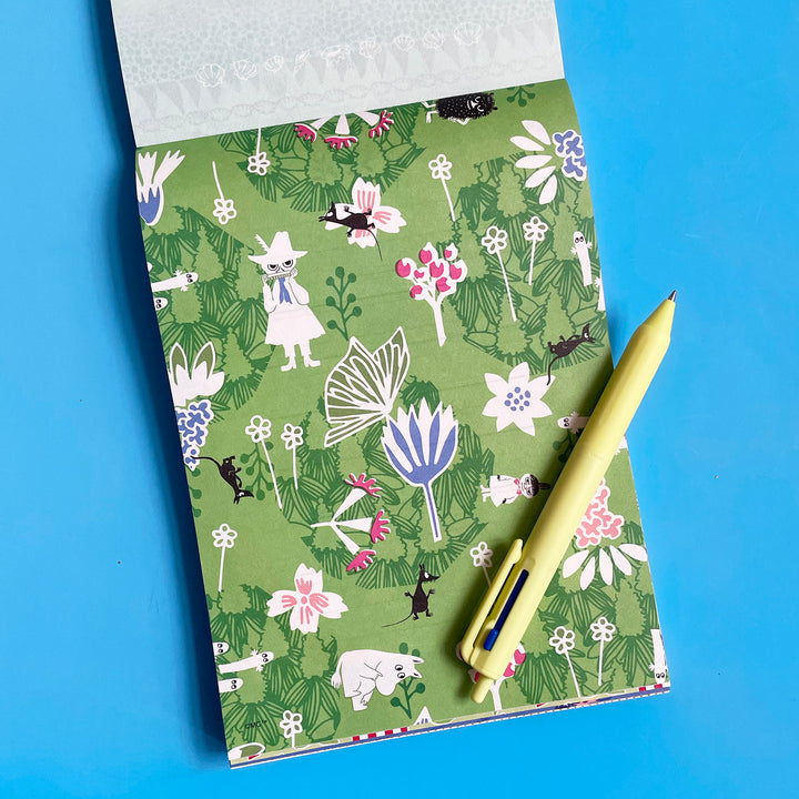 Moomin 100 Writing and Crafting Papers