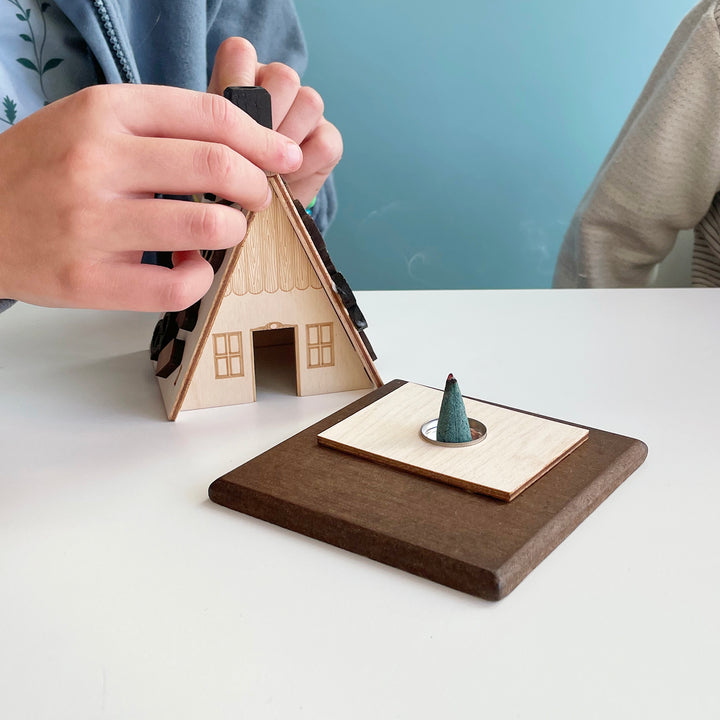 Large Wooden Gingerbread House Incense Smoker Kit